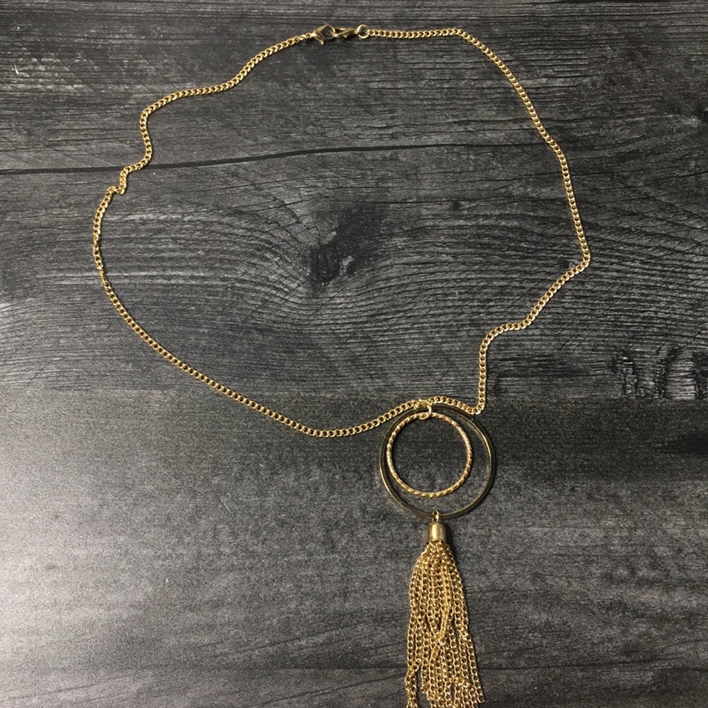 🐙 Dangle Necklace